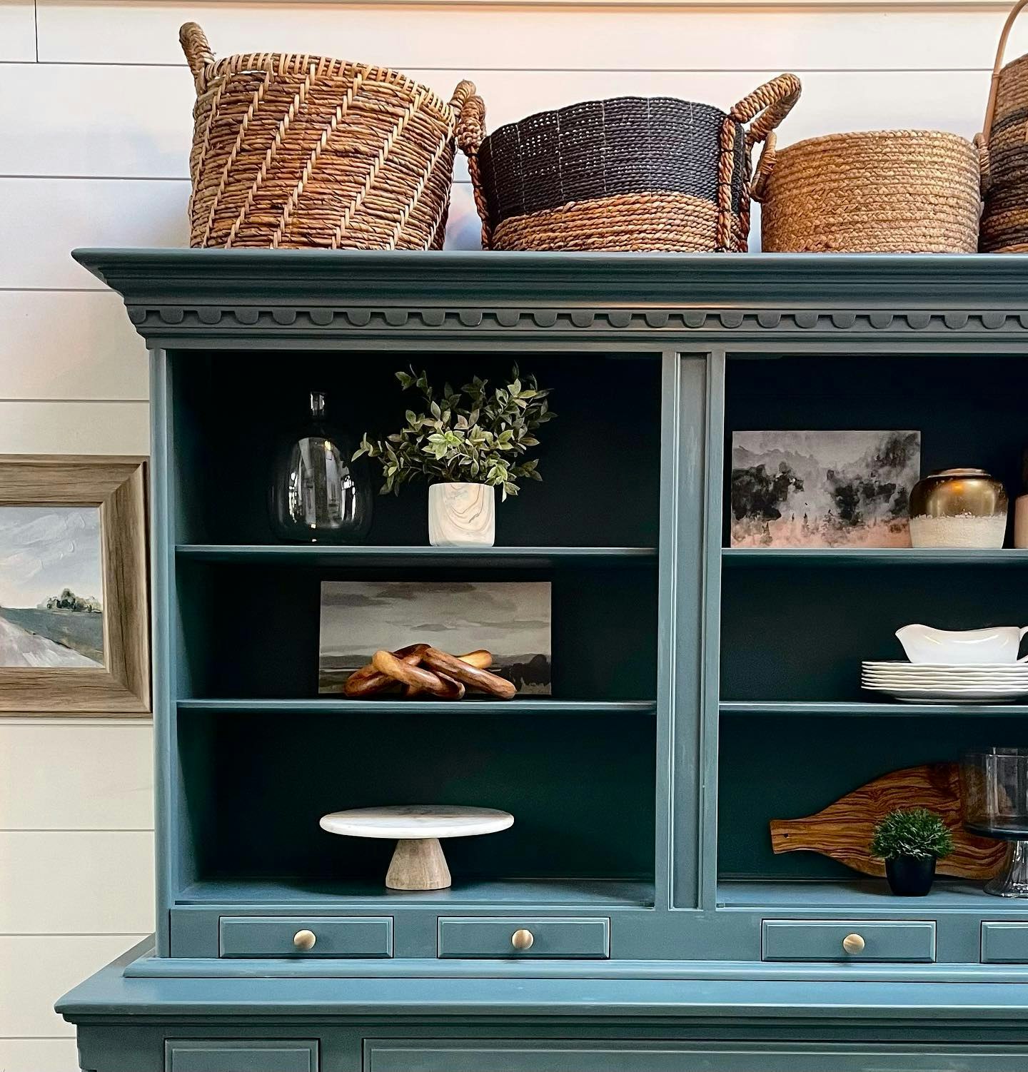 @driftwoodhomefurniture