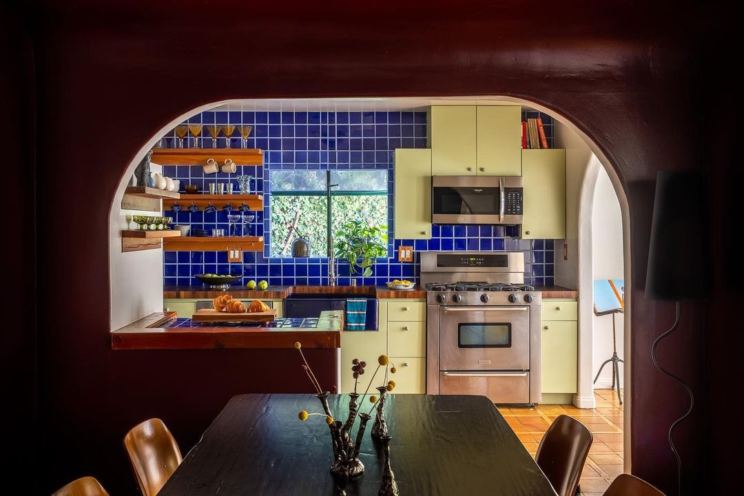 NATURAL HABITAT, light green with a hint of yellow paint color by Backdrop. – Green, Light, Paint   Interior Semigloss, Kitchen, Cabinet