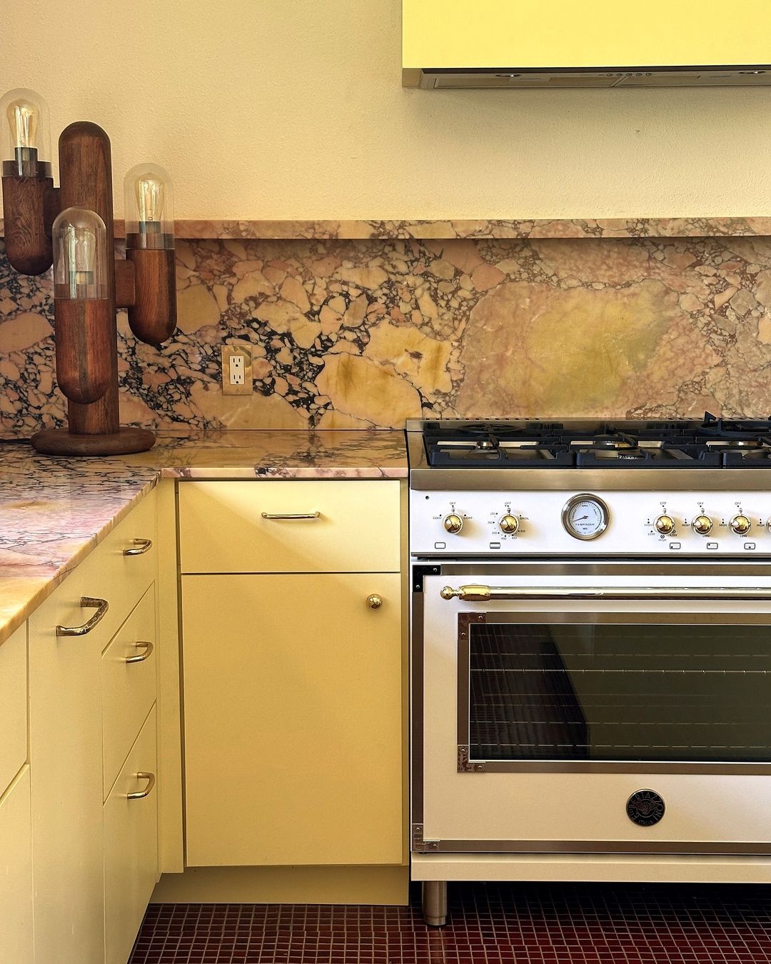 DISCO NAP, light acid-yellow paint color by Backdrop. – Light, Yellow, Paint   Cabinet, Type:cabinet, Kitchen, Cabinet