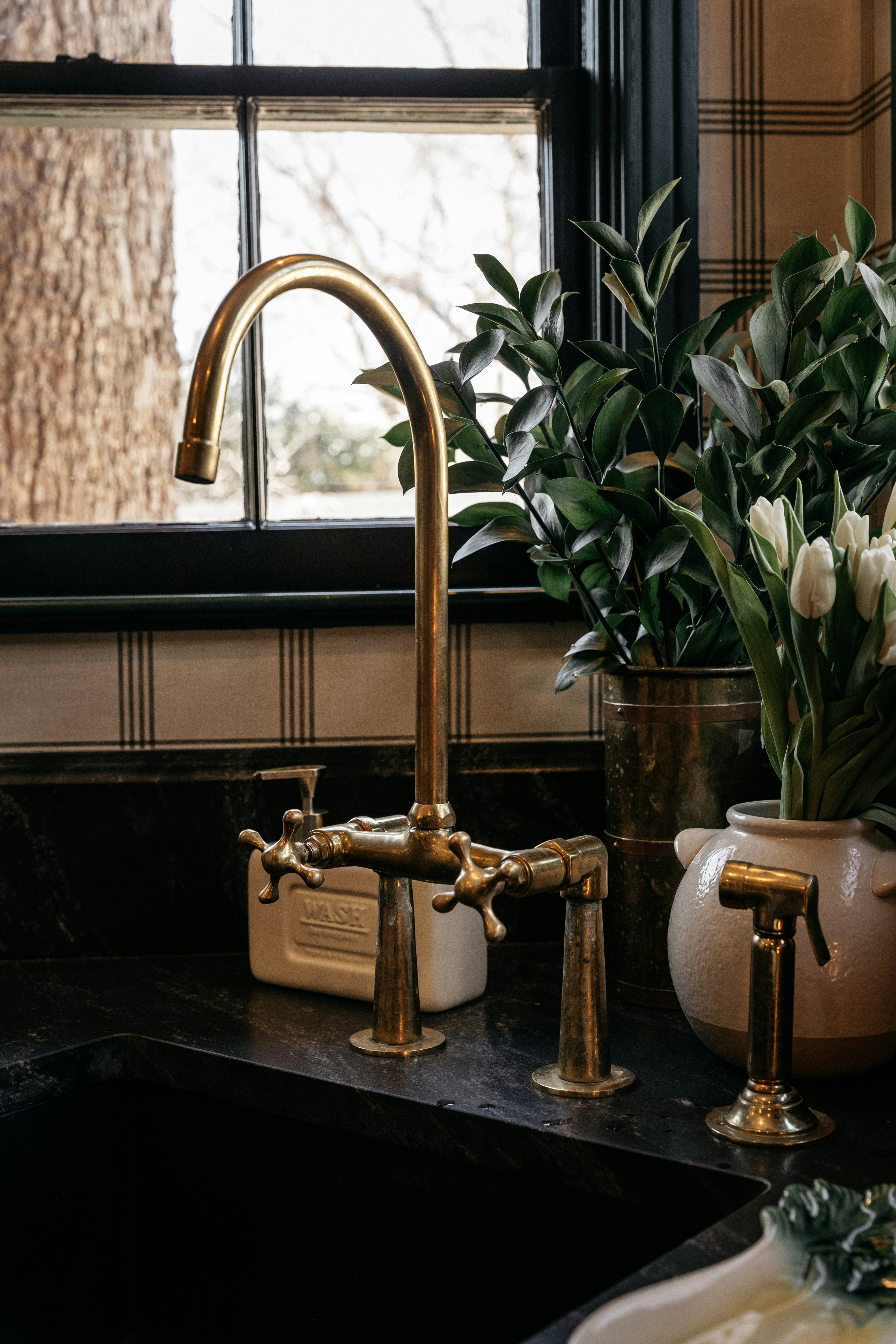 @javier.burklecreative