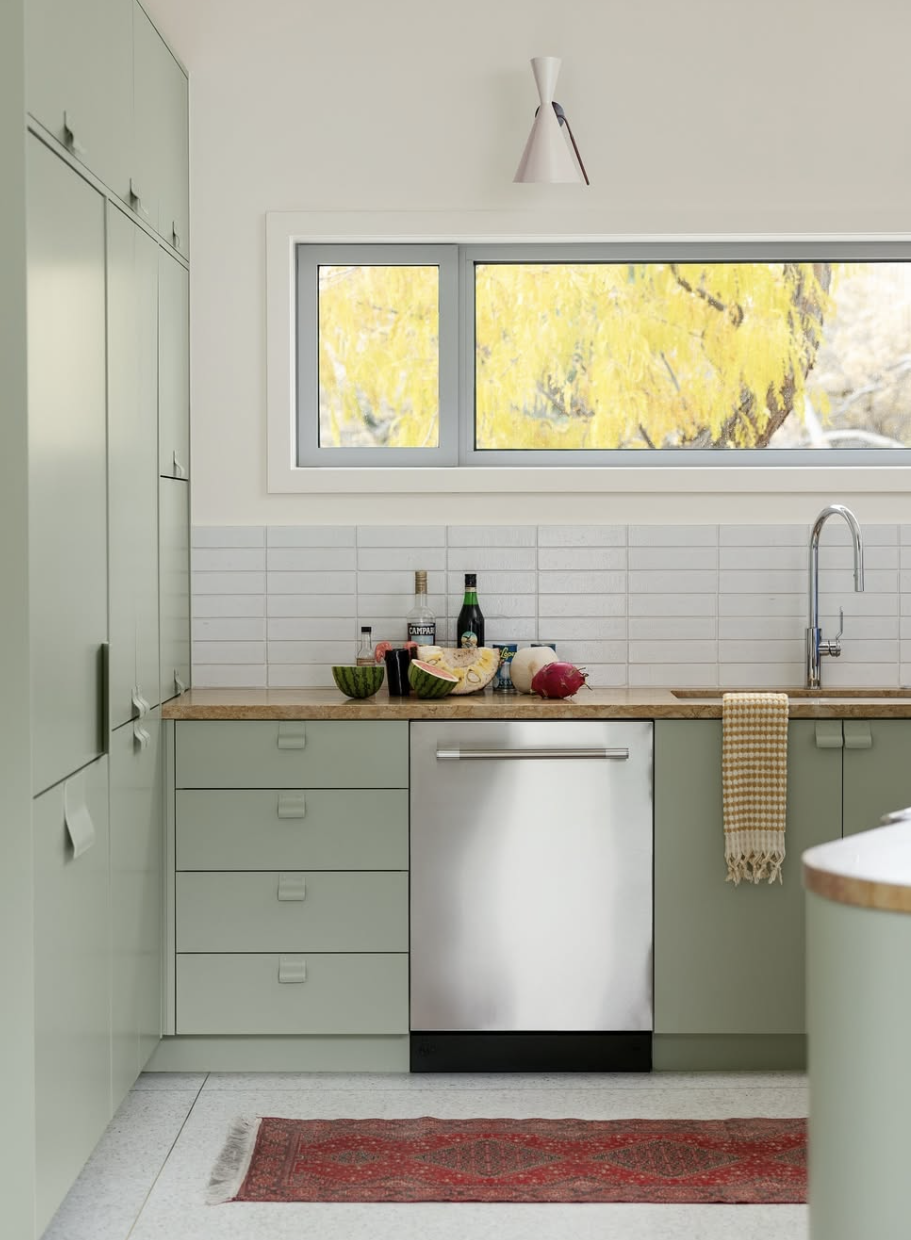 @lbslc / @newburger_