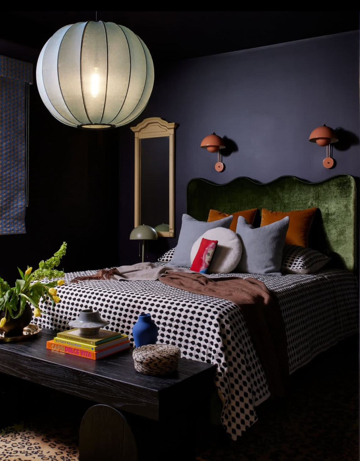 MCQUEEN, inky black with a hint of purple paint color by Backdrop. – Badge:new, Black, Bold, Dark, Purple, Bedroom, Trim