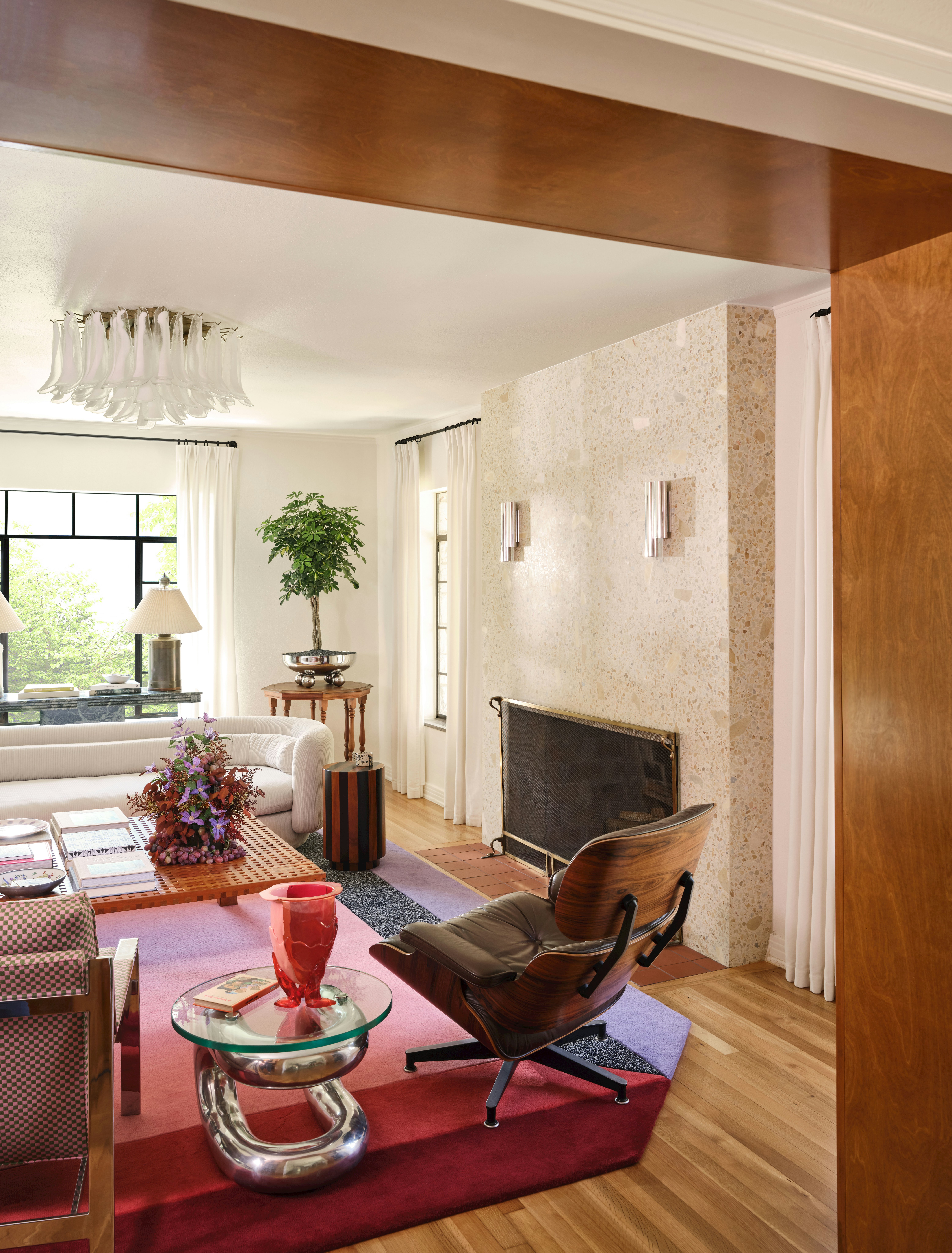 Punch World Studio (@punchworld.studio) / Lacey Land (@lacey_land)