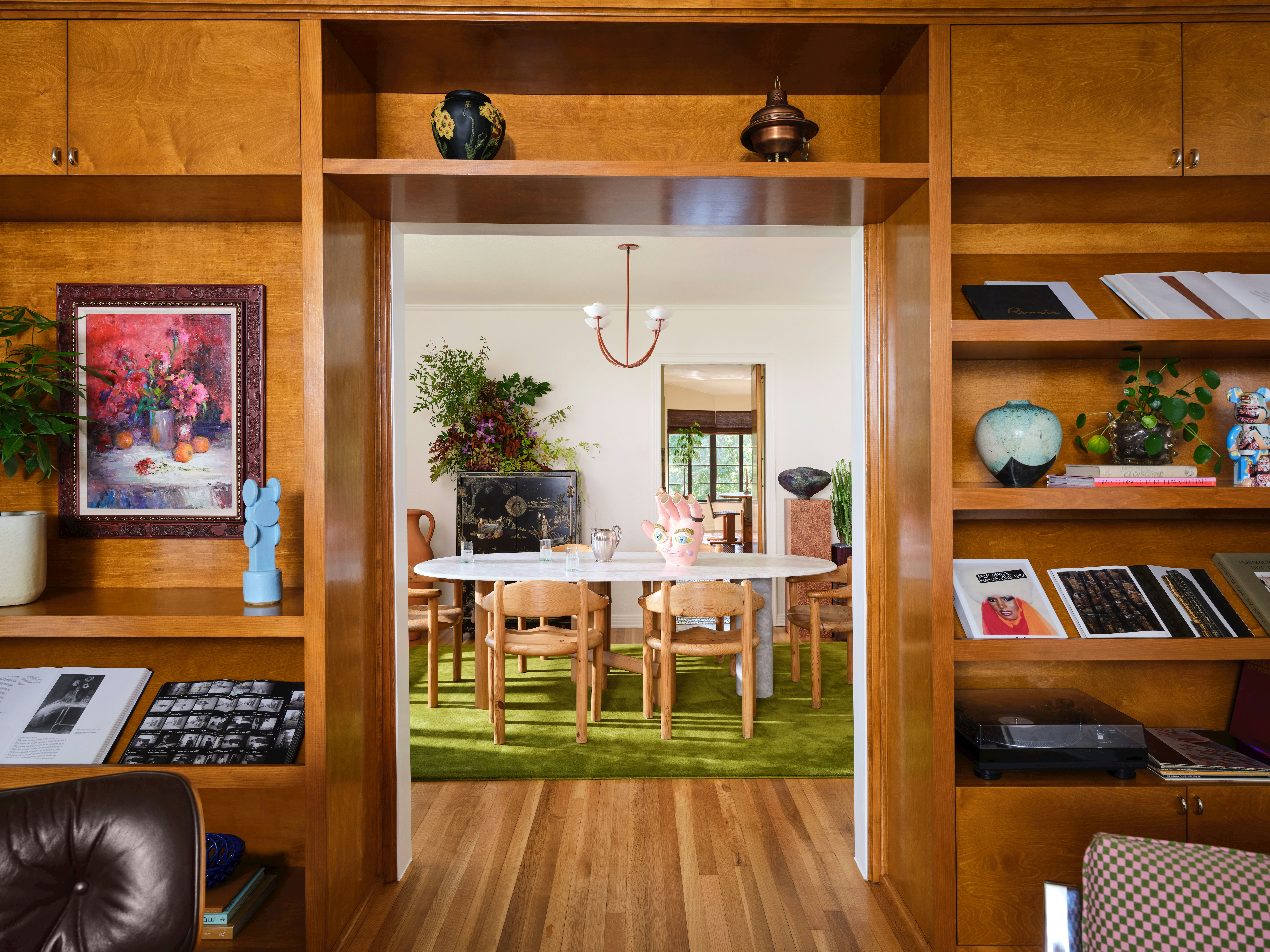 Punch World Studio (@punchworld.studio) / Lacey Land (@lacey_land)