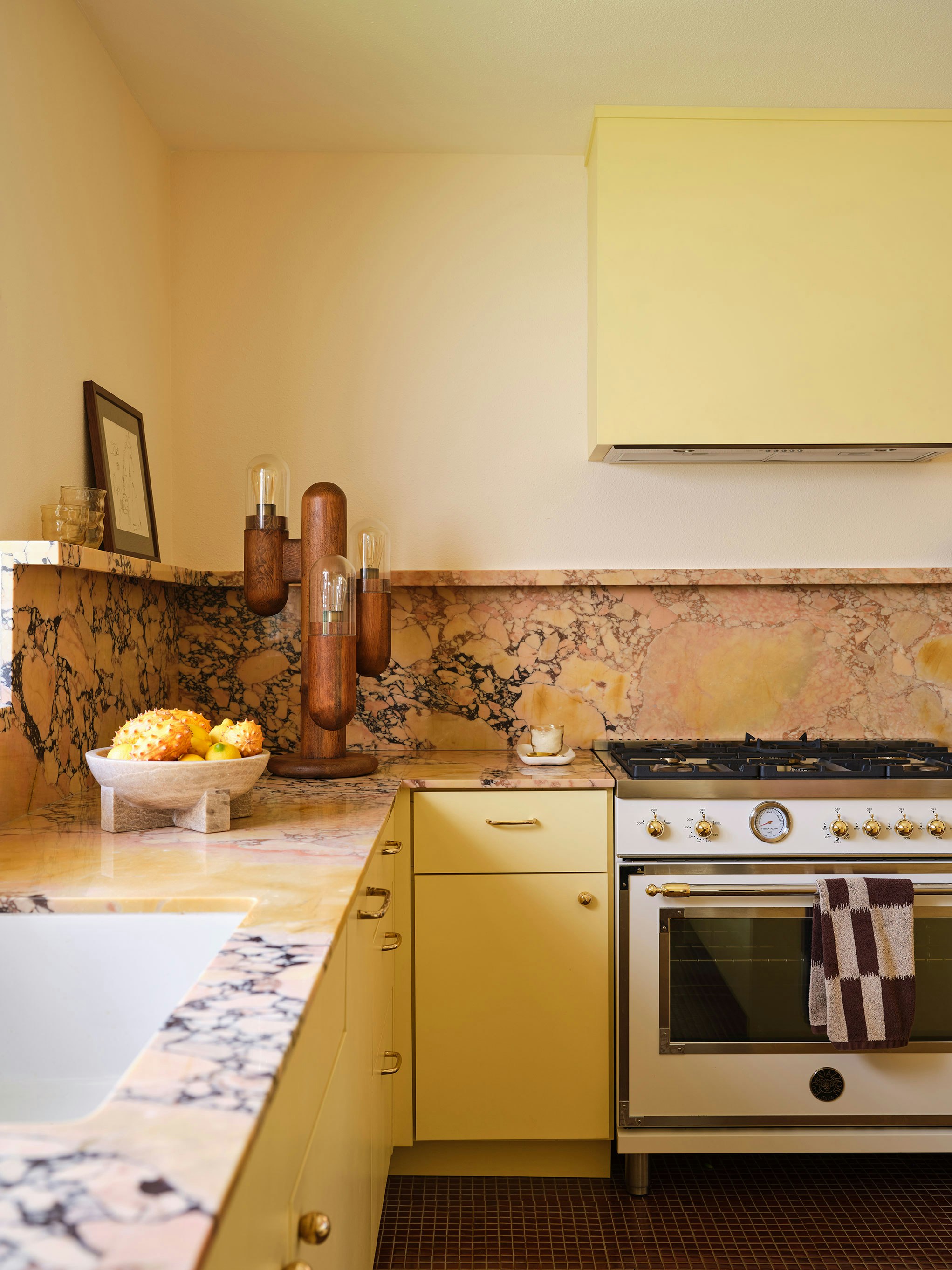 Punch World Studio (@punchworld.studio) / Lacey Land (@lacey_land)