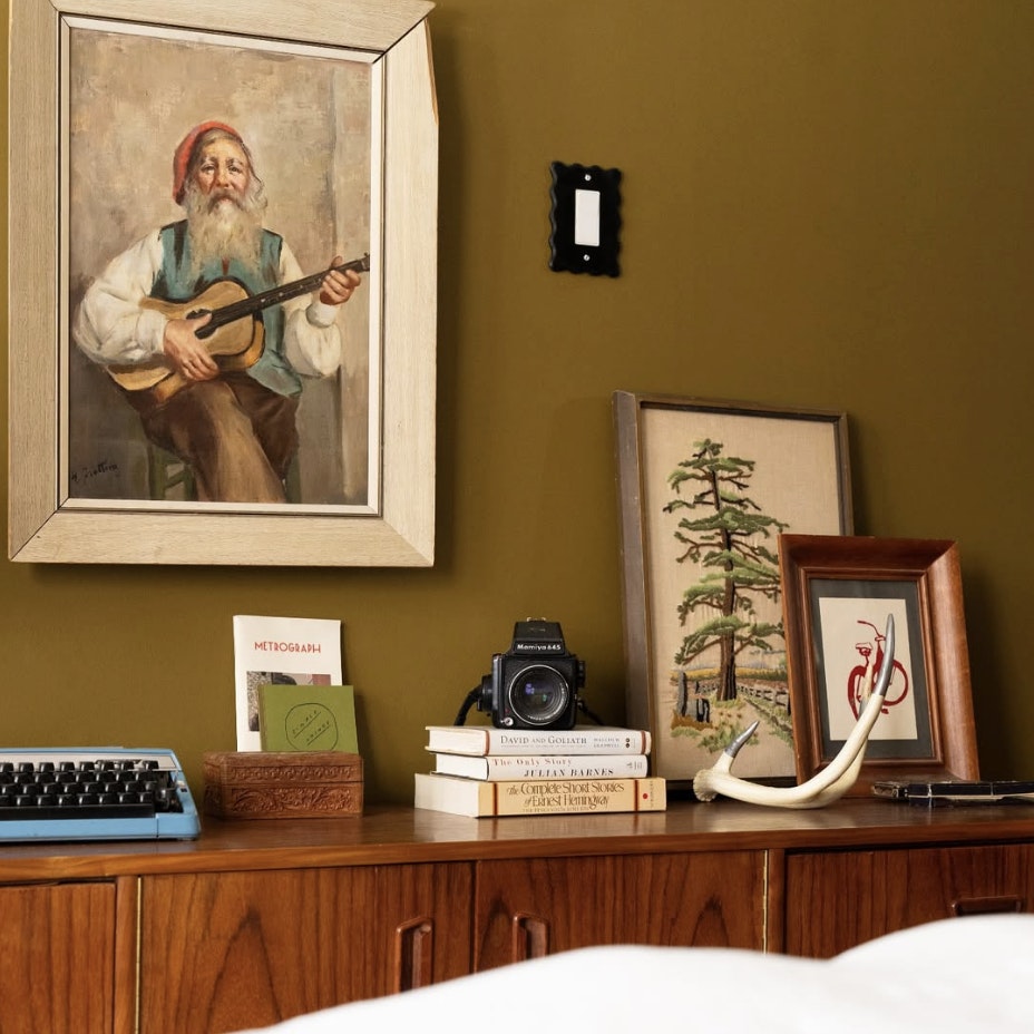 MASTERPIECE THEATRE, olive brown with a hint of yellow paint color by Backdrop. – Badge:new, Brown, Bedroom, Living Room, Office