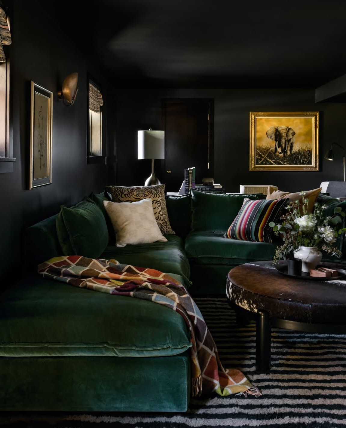 @theresidencybureau / @mirandaestes