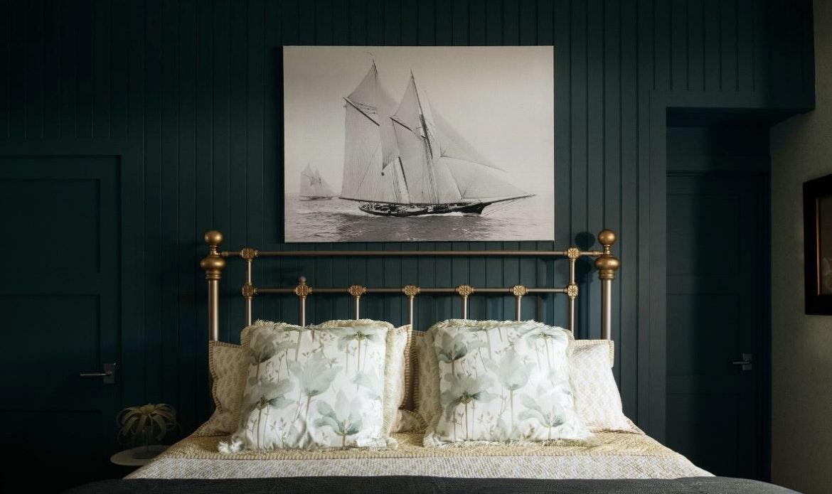 @lridstudio / @reedjamesk