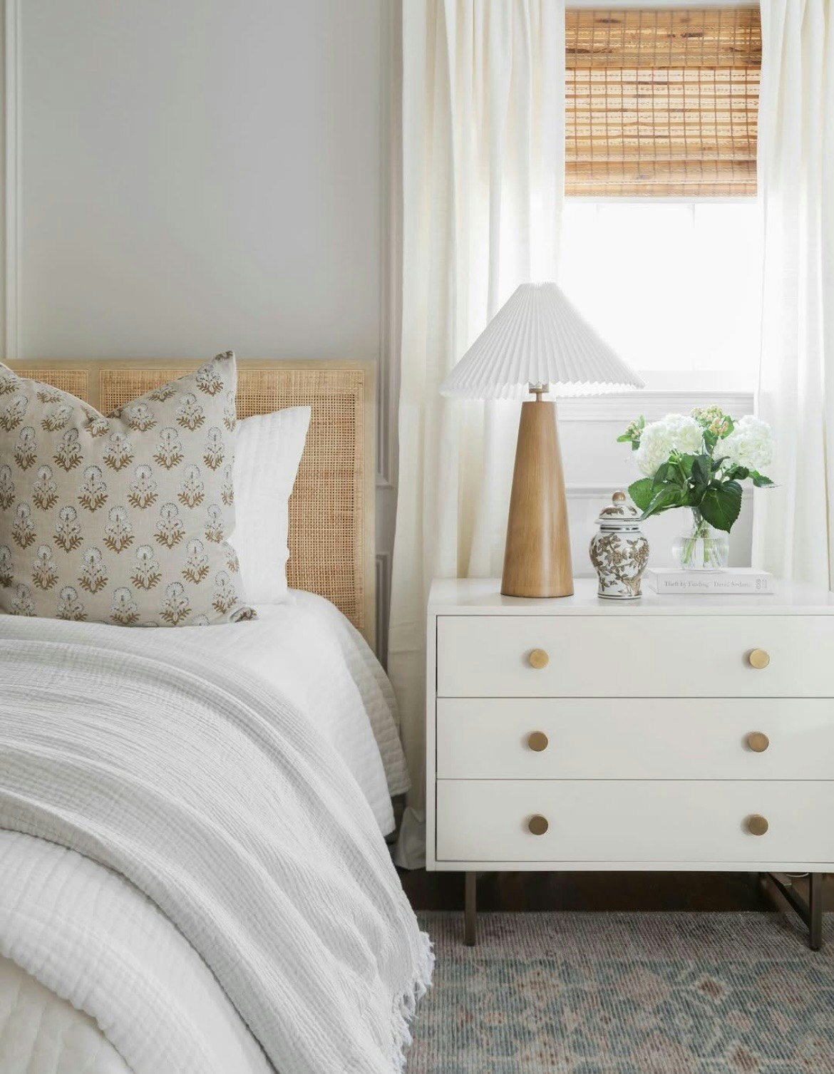 @studiolouiseid / @elizabethgrangerinteriors